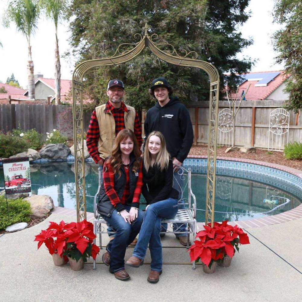 Meet your Posher, Mikayla